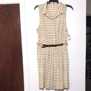 Willow & Clay PLEATED Dress